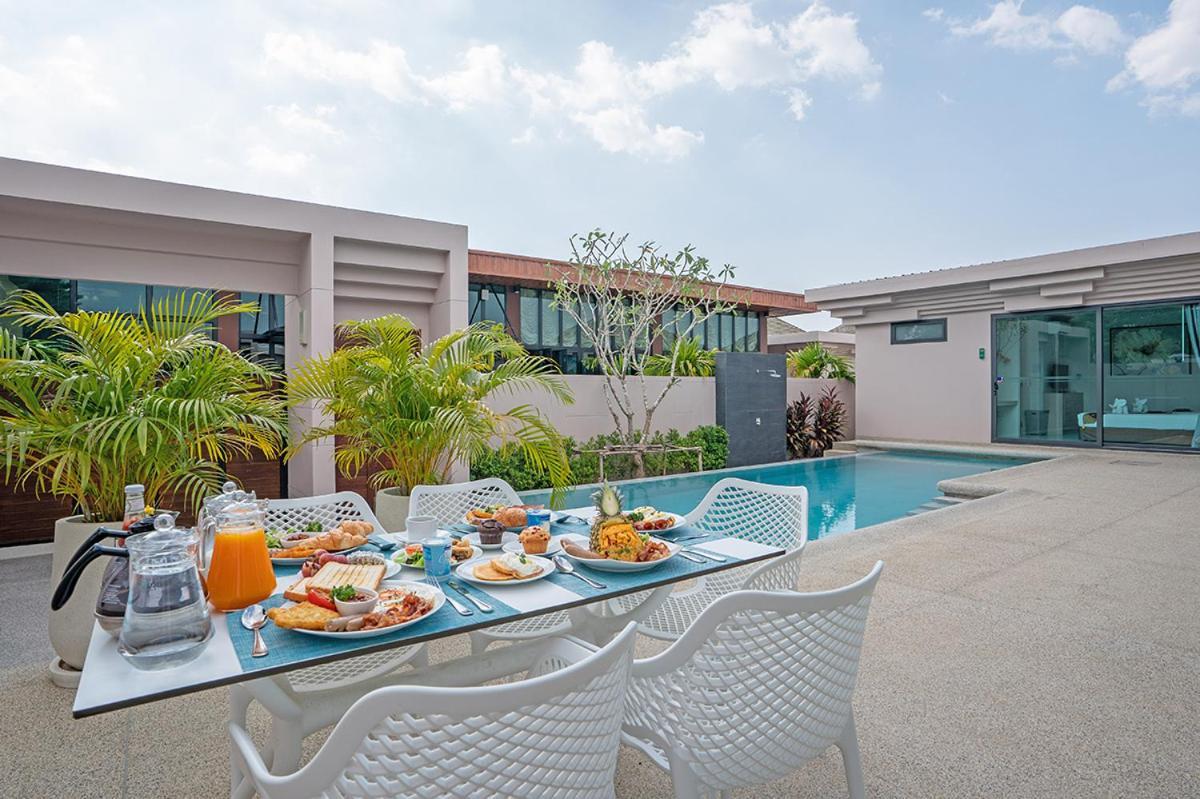 Gold Chariot Pool Villa, Phuket - Sha Plus Certified Pláž Pokoj fotografie